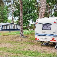 Camping avec électricité - Max 8 mètres